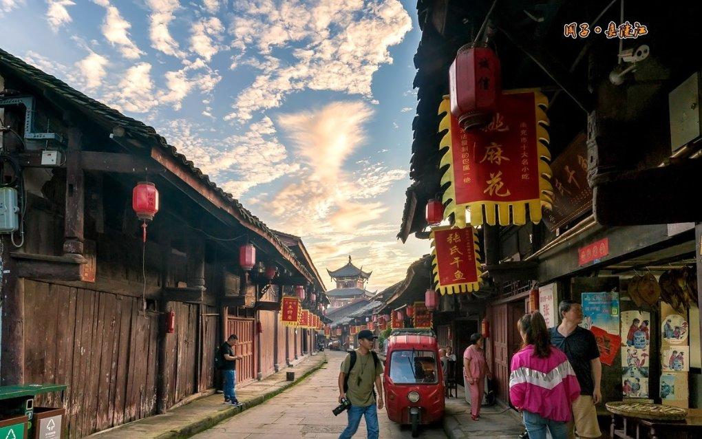 甘肃肃南发生5.1级地震，当地有关部门采取了哪些应急措施？游戏画面